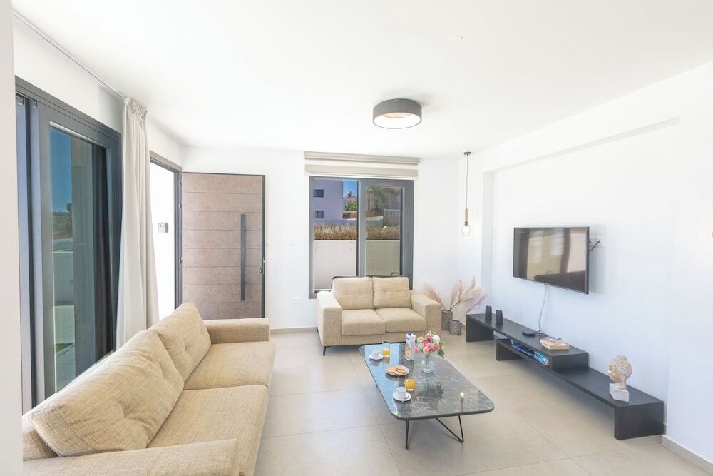 Паралимни: Protaras Holiday Villa Ti39