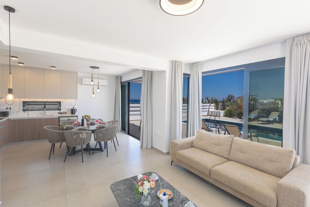 Паралимни: Protaras Holiday Villa Ti39