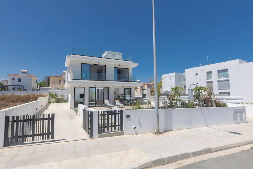 Паралимни: Protaras Holiday Villa Ti39