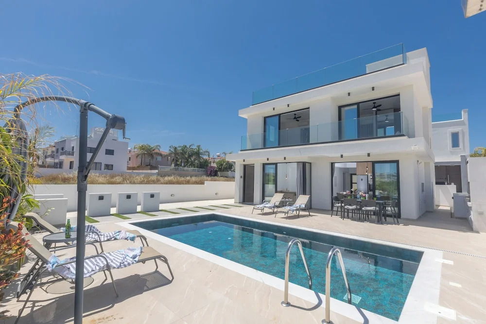 Паралимни: Protaras Holiday Villa Ti39