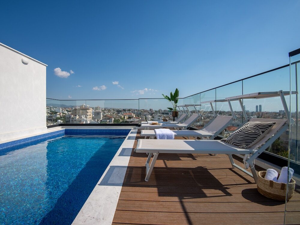 Лимассол: Sanders Crystal 2 - Popular Studio With Shared Rooftop