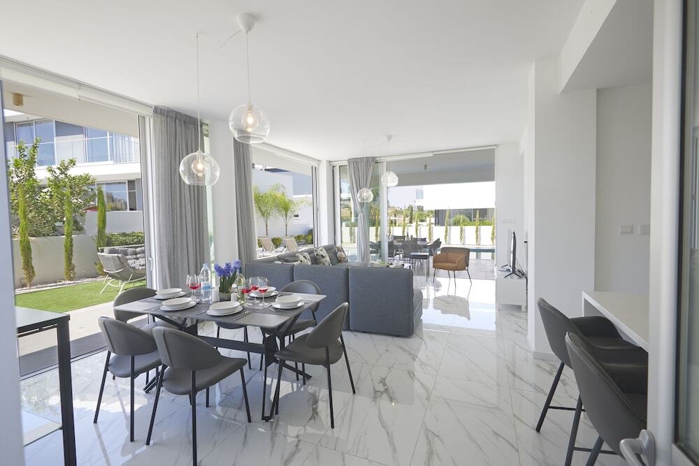 Протарас: Protaras Olivine Villa Ol13