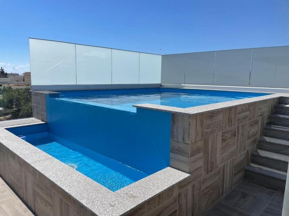 Гермасойя: Happy Penthouse Limassol