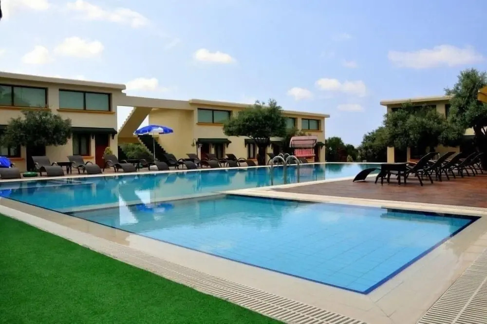 Алсанджак: Olive Paradise Holiday Village