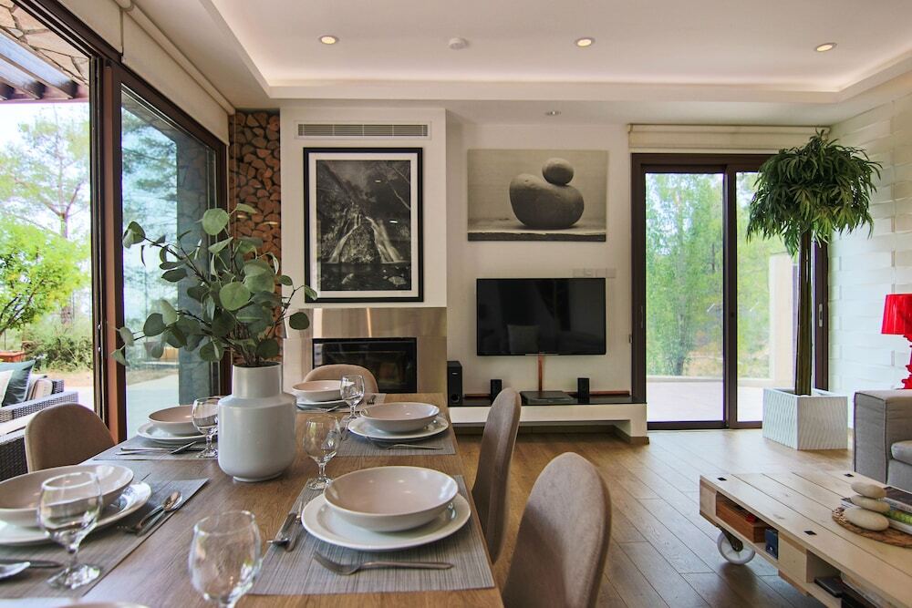 Какопетрия: Phaedrus Living Forest Villa Chantara