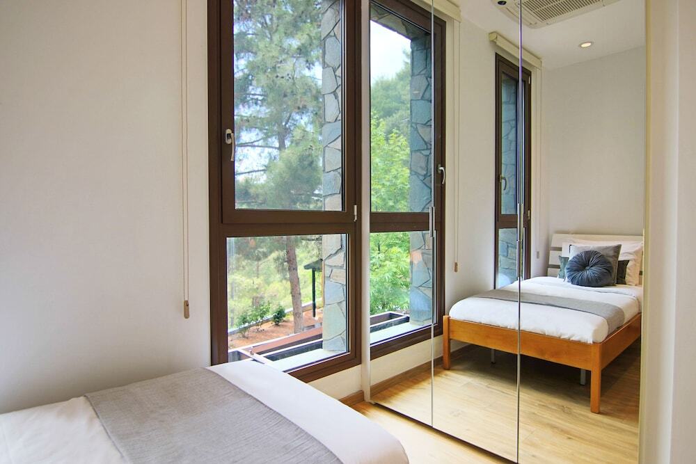 Какопетрия: Phaedrus Living Forest Villa Chantara