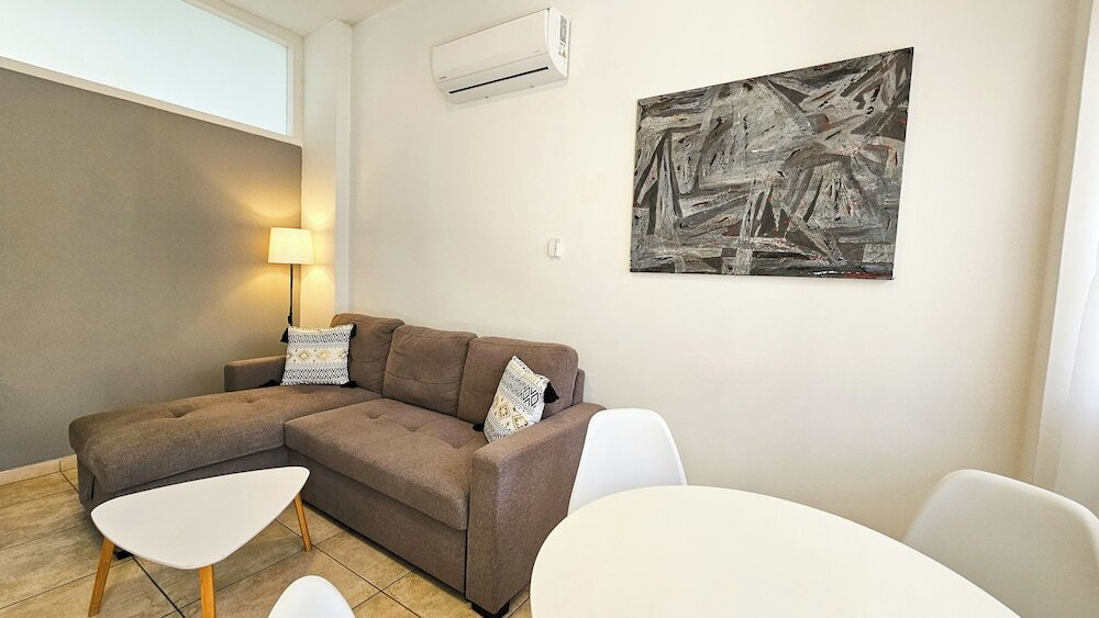 Ларнака: FlipFlop CityCenter Apartment