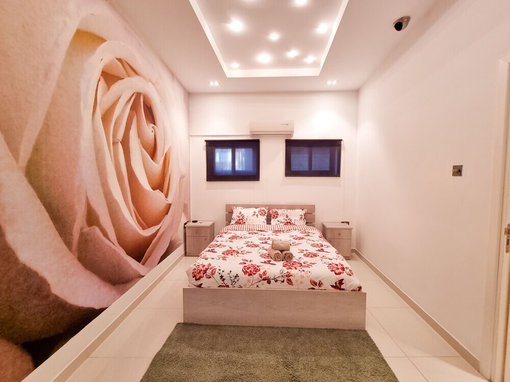 Ларнака: Luxury Saint Lazarus Apartment