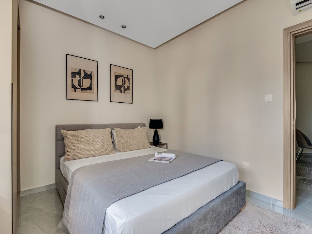 Ларнака: Sanders Crystal - Dreamy 3-bdr Apt w Balconies