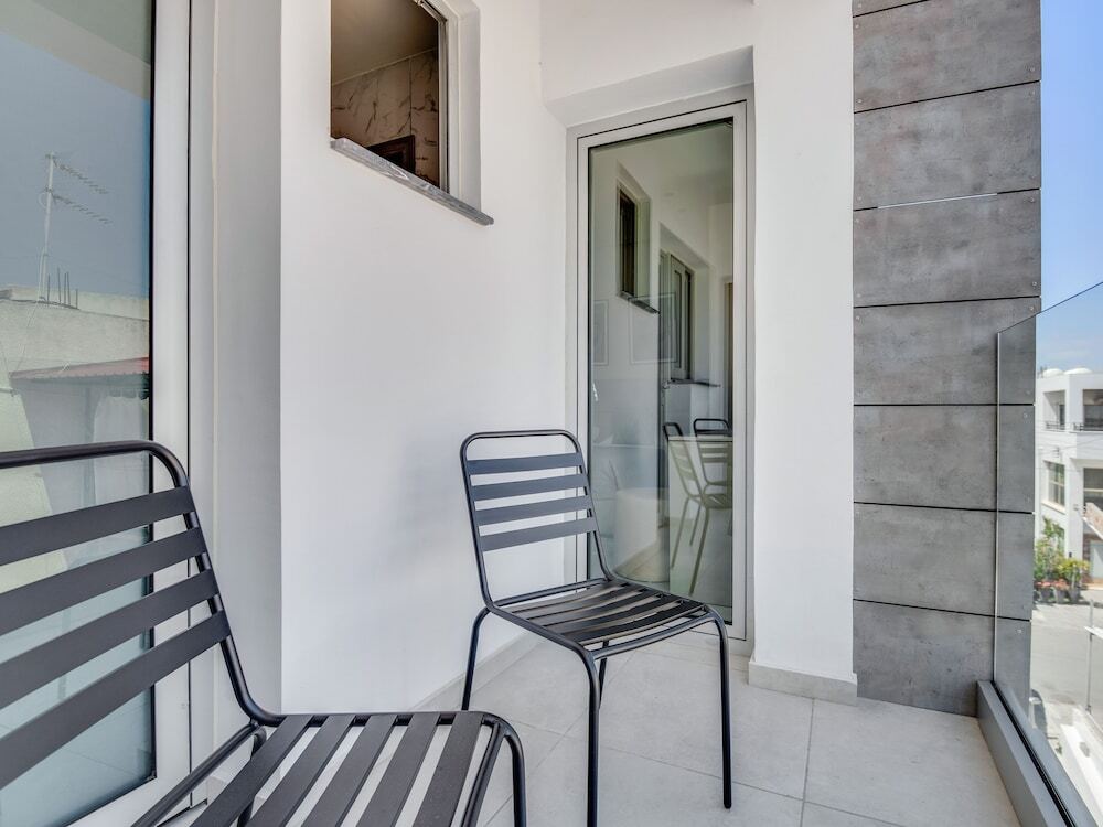 Ларнака: Sanders Crystal - Inviting  2-bdr Apt w Balcony