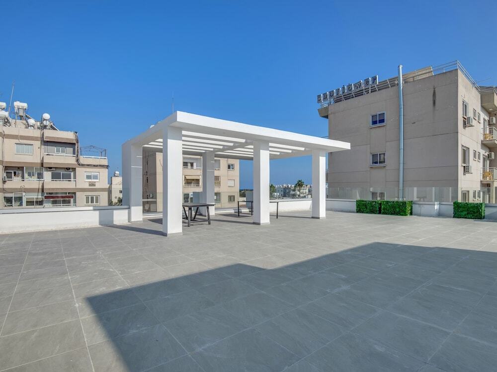 Ларнака: Sanders Crystal - Inviting  2-bdr Apt w Balcony