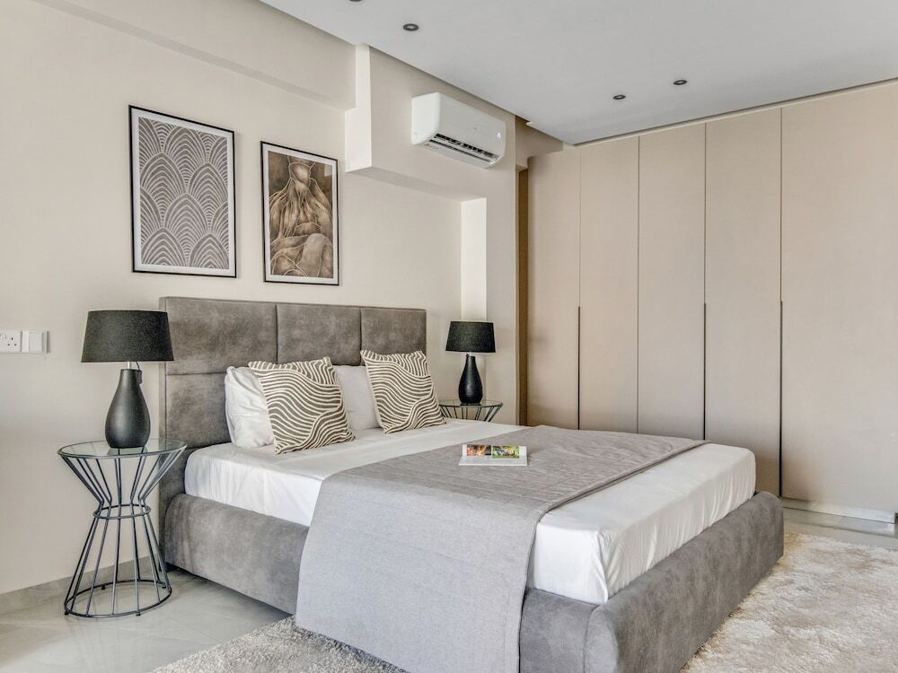 Ларнака: Sanders Crystal - Darling 2-bdr Apt w Balcony