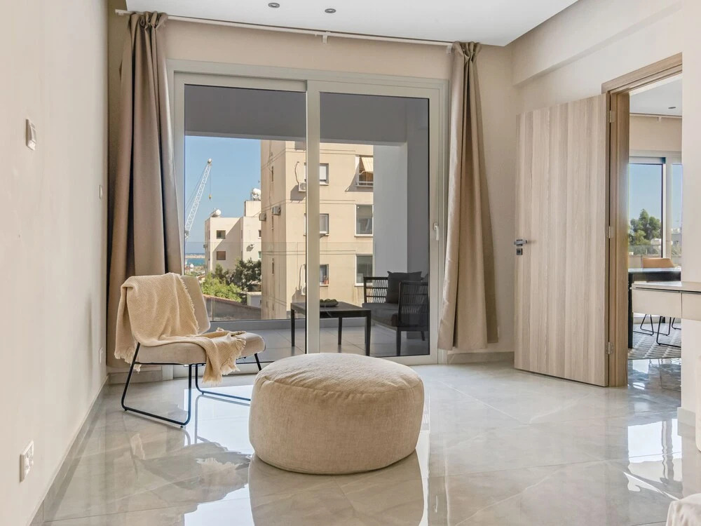 Ларнака: Sanders Crystal - Darling 2-bdr Apt w Balcony