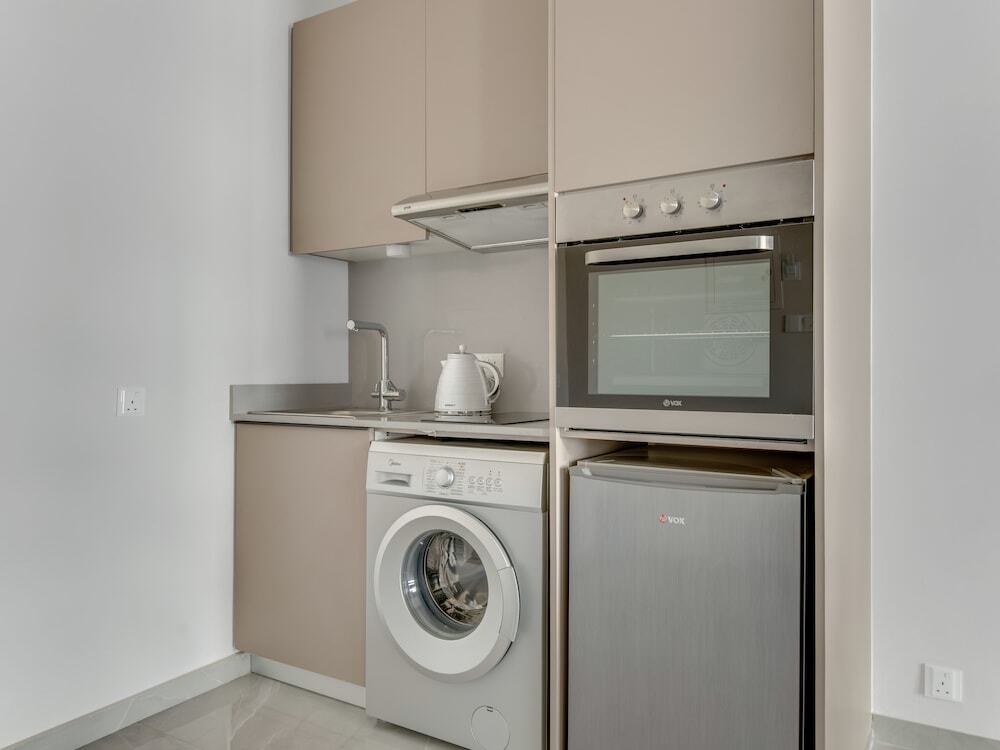 Sanders Crystal - Cute  1-bdr Apt w Balcony — фото 5