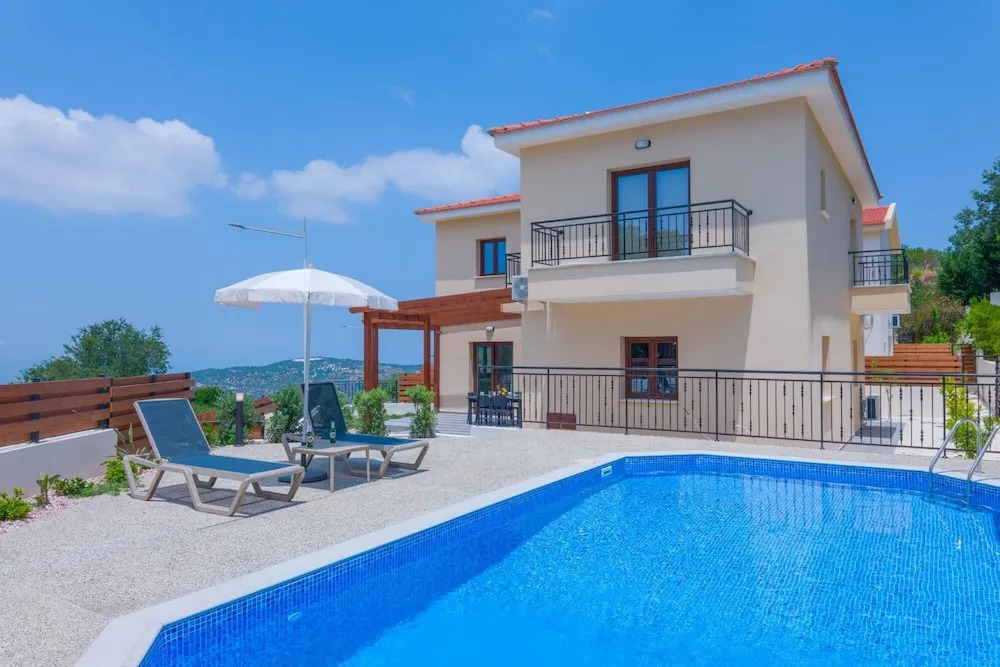 Киссонерга: Villa Kerastis in Malatya