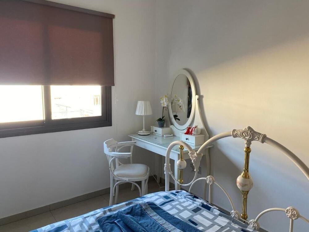 Ороклини: Two Bedroom Duplex With Mountain and Sea View