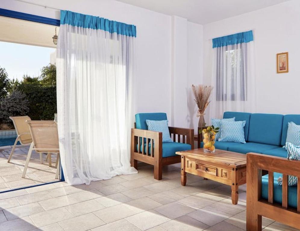 Пейя: Sanders Azzurro
