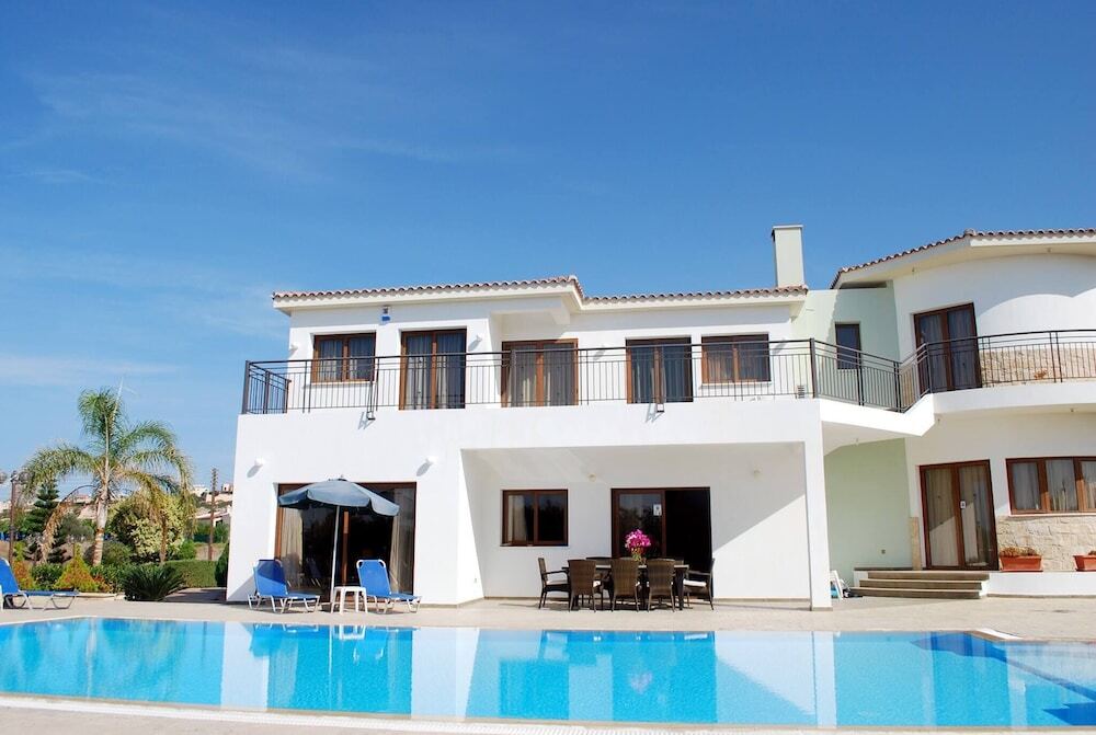 Пейя: Impressive Large Villa Huge Heated Pool Garden