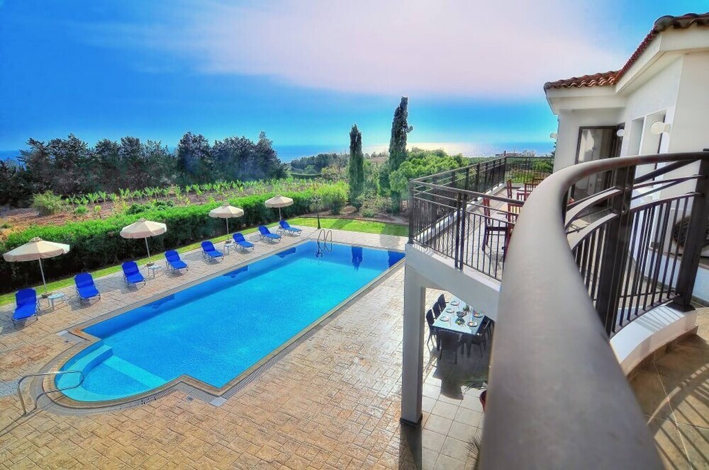 Пейя: Impressive Large Villa Huge Heated Pool Garden