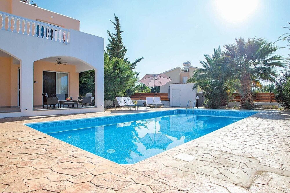 Пейя: Villa Hibiscus Eastmed Villas