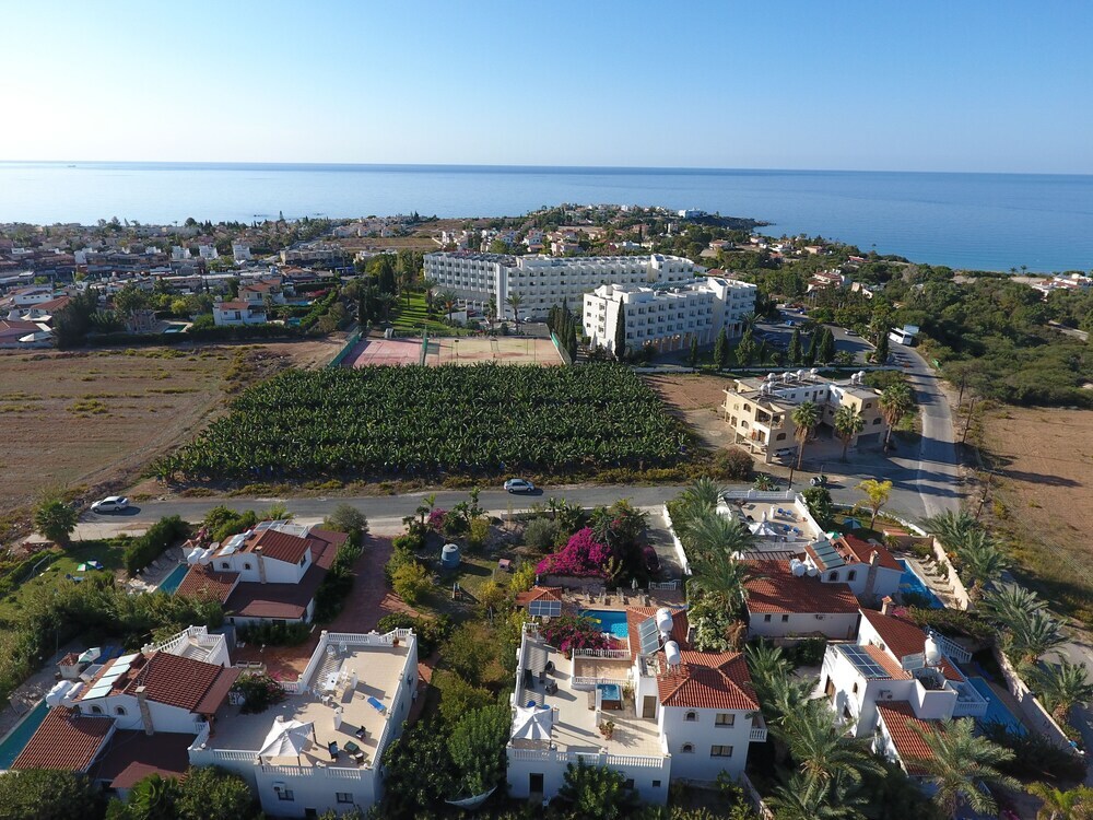 Пейя: Huge ! Lovely! Private! Villa in The Heart Of Coral Bay! Car Not Essential !