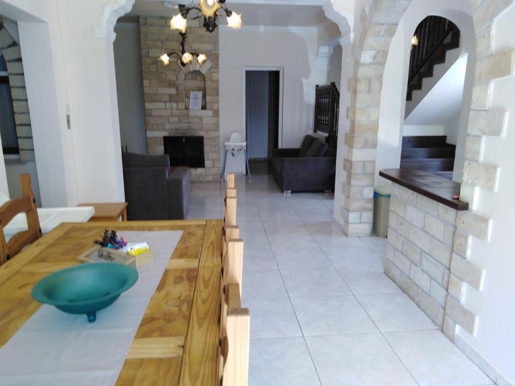 Пейя: Lovely six Bedroom Villa in Coral Bay