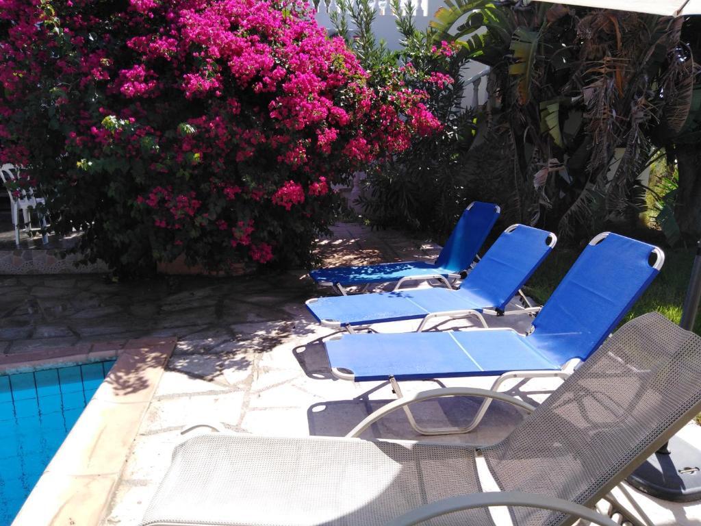 Пейя: Lovely six Bedroom Villa in Coral Bay