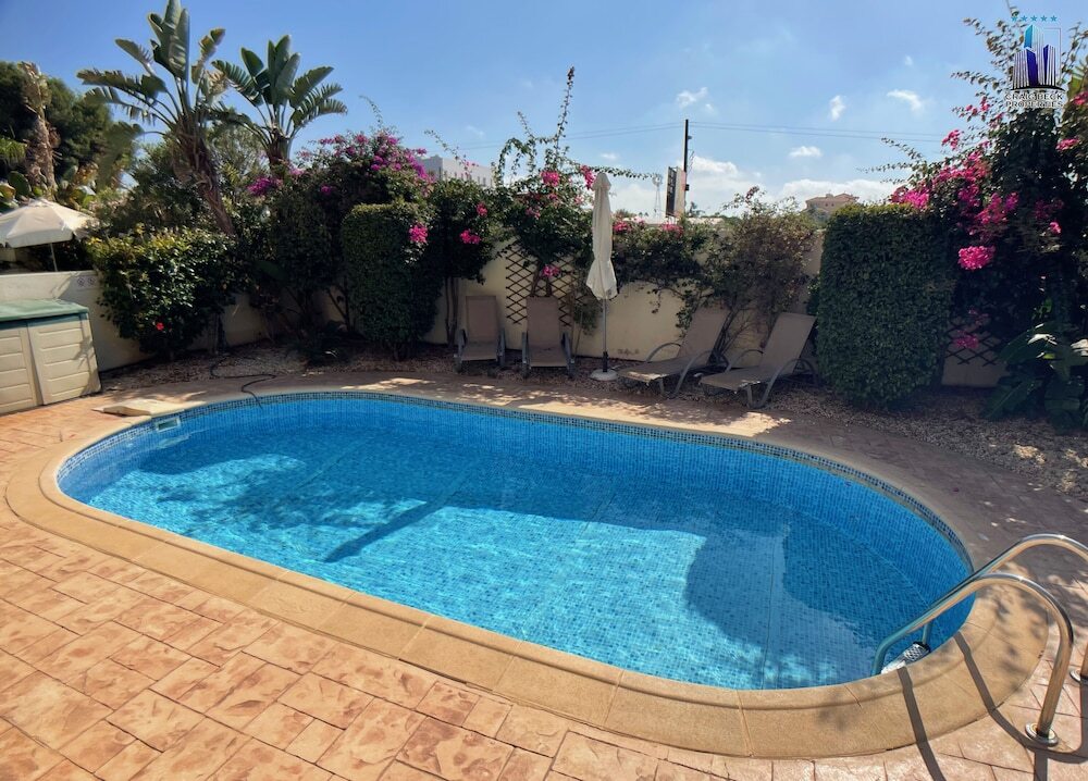 Паралимни: Malama Beach Villa With Private Pool Great Location