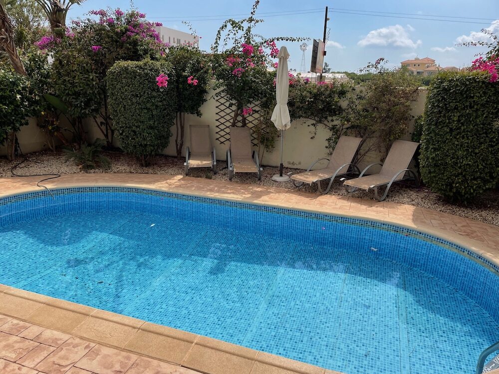 Паралимни: Malama Beach Villa With Private Pool Great Location