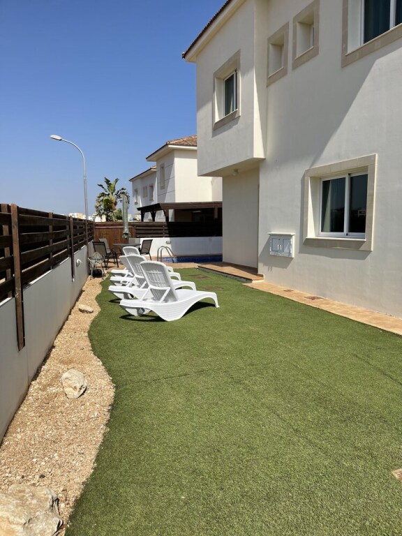 Паралимни: Beautiful Villa With Pool in Ayia Triada, Cyprus