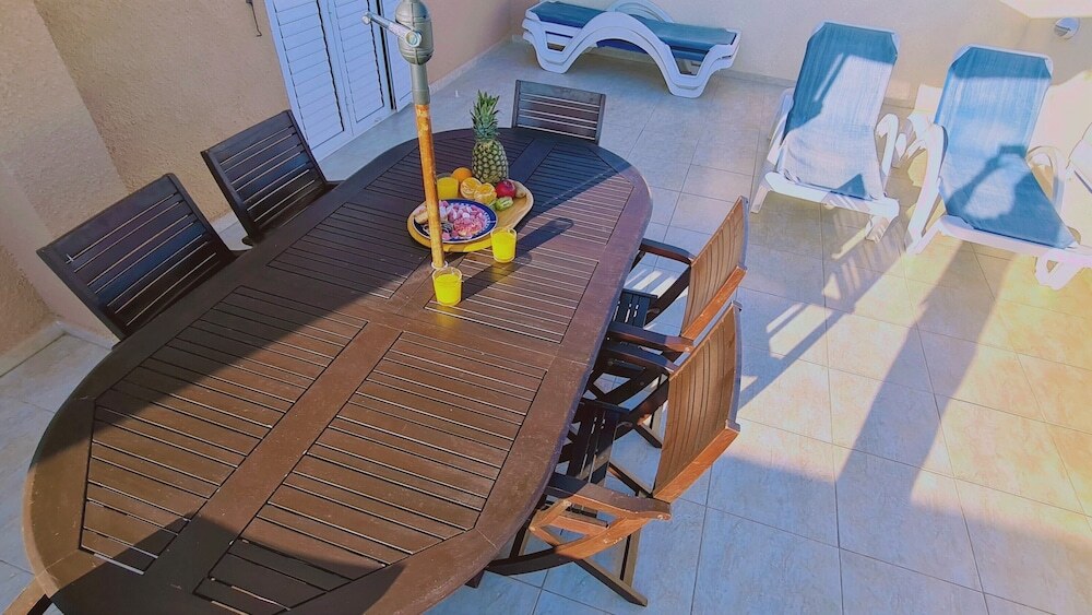 Паралимни: SunShine Apartment by STAY BnB