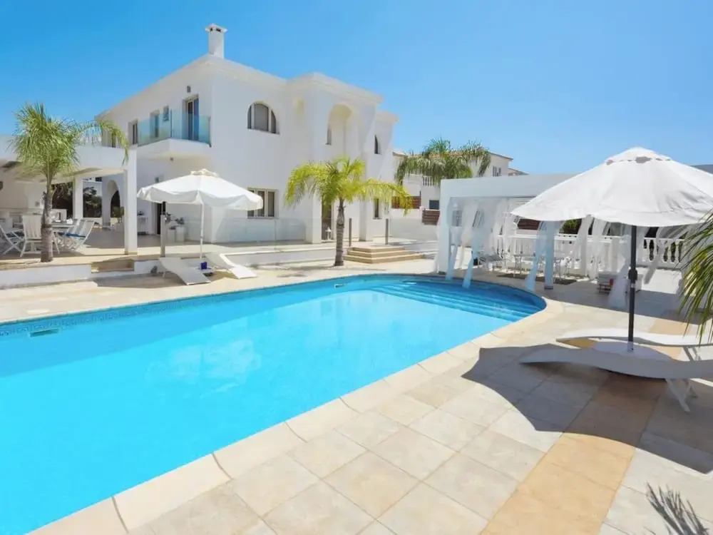 Паралимни: Harmony Paralimni in Paralimni