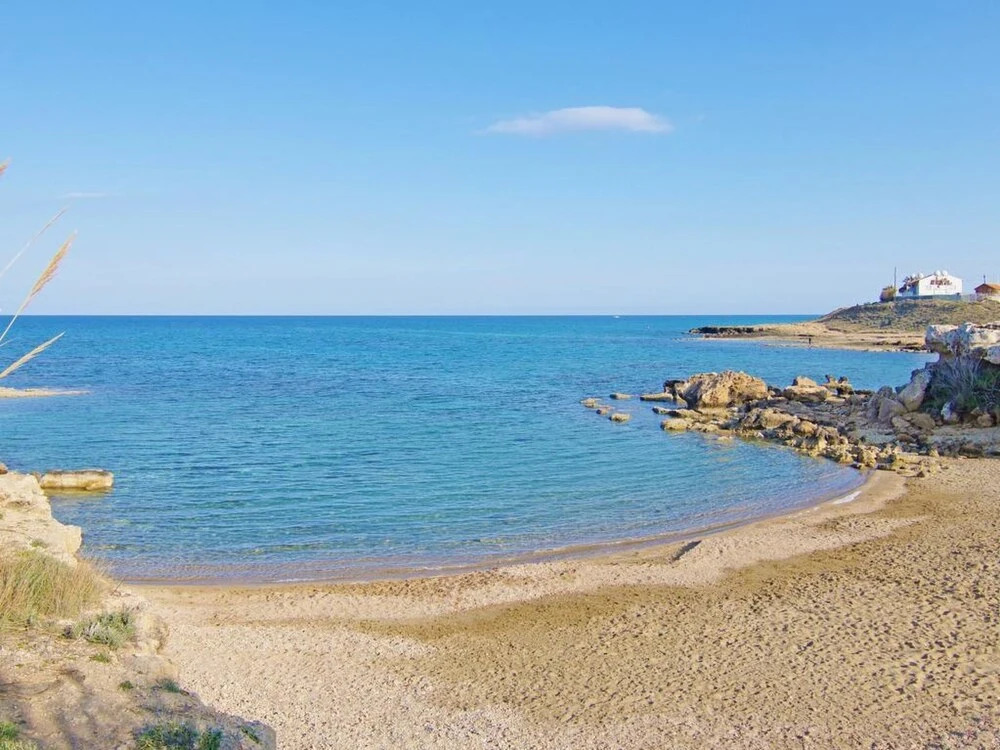 Паралимни: Caren Paralimni in Paralimni