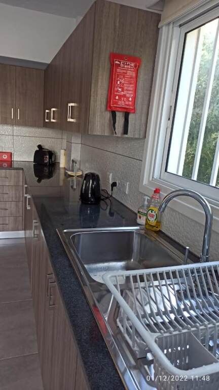 Паралимни: Freshly Refurbished Apartment in Paralimni, Cyprus