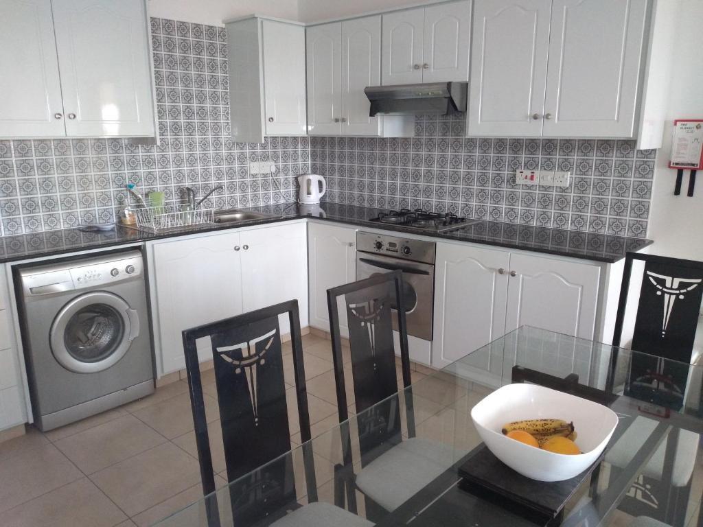 Сотира: Stunning Spacious 2-bed Apartment in Liopetri