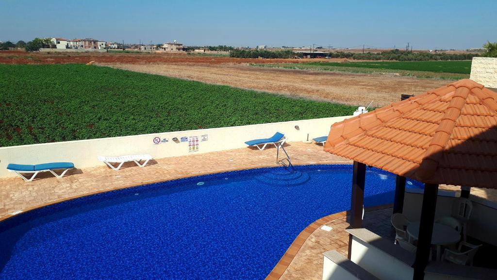 Сотира: Stunning Spacious 2-bed Apartment in Liopetri