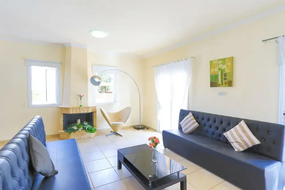 Паралимни: Villa Artemis in Protaras