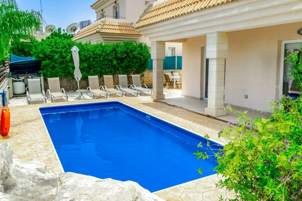 Паралимни: Villa Artemis in Protaras