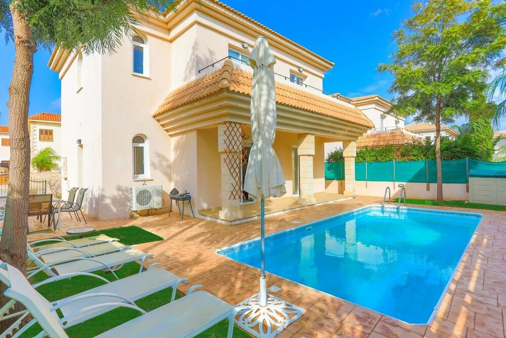 Паралимни: Villa Laida in Protaras
