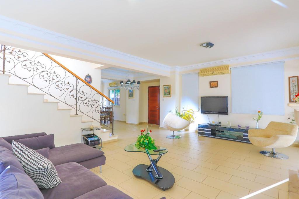 Паралимни: Villa Sapfo in Protaras