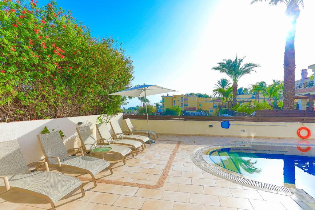 Паралимни: Villa Sapfo in Protaras