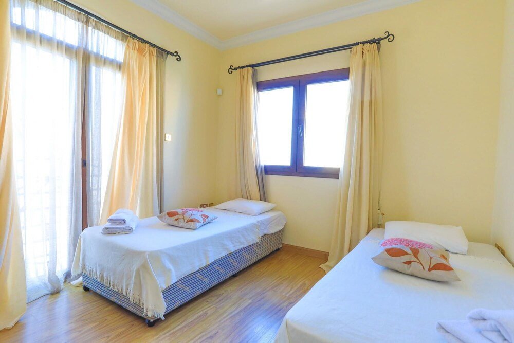 Паралимни: Luxury Villa Dioni in Paralimni