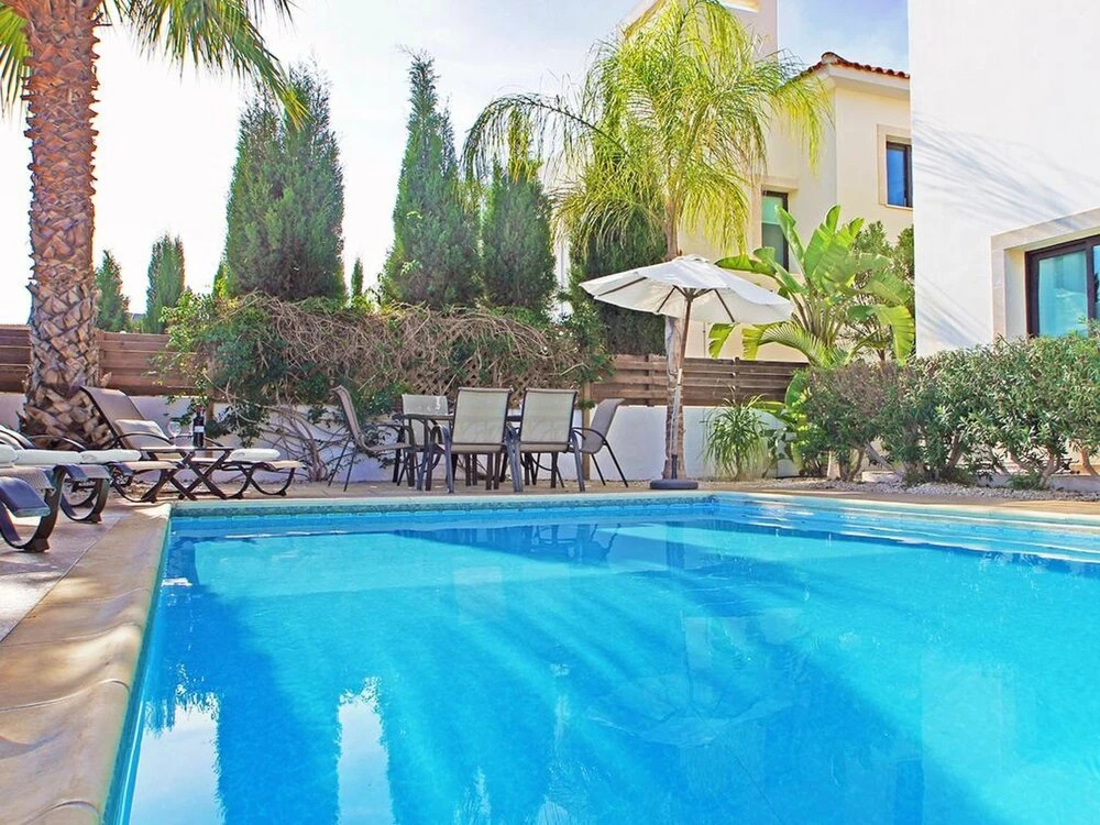 Паралимни: Abdera Paralimni in Paralimni