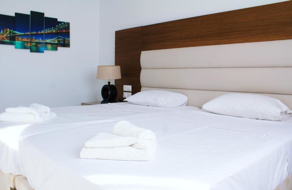 Паралимни: Fotoxenia Luxury Apts
