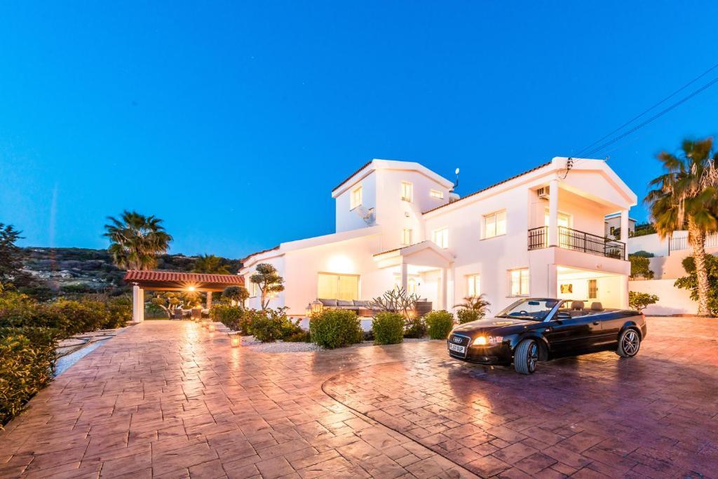 Пейя: Villa Olivia, Coral Bay