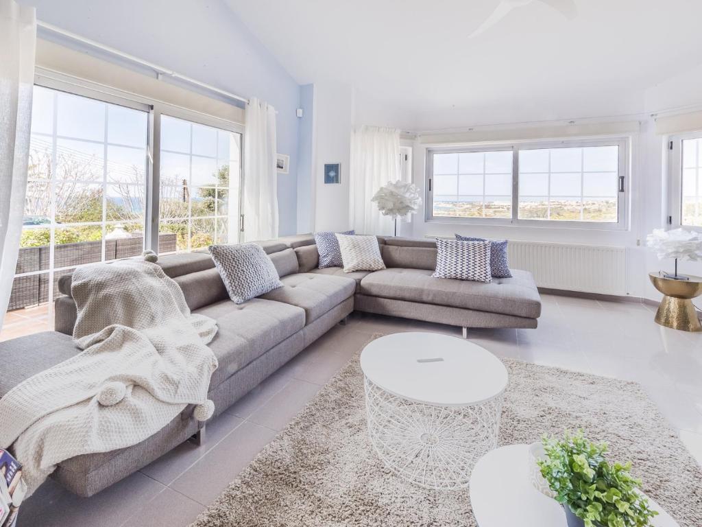 Пейя: Villa Olivia, Coral Bay