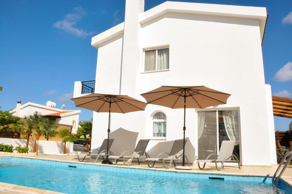 Пейя: Villa Olivia, Coral Bay