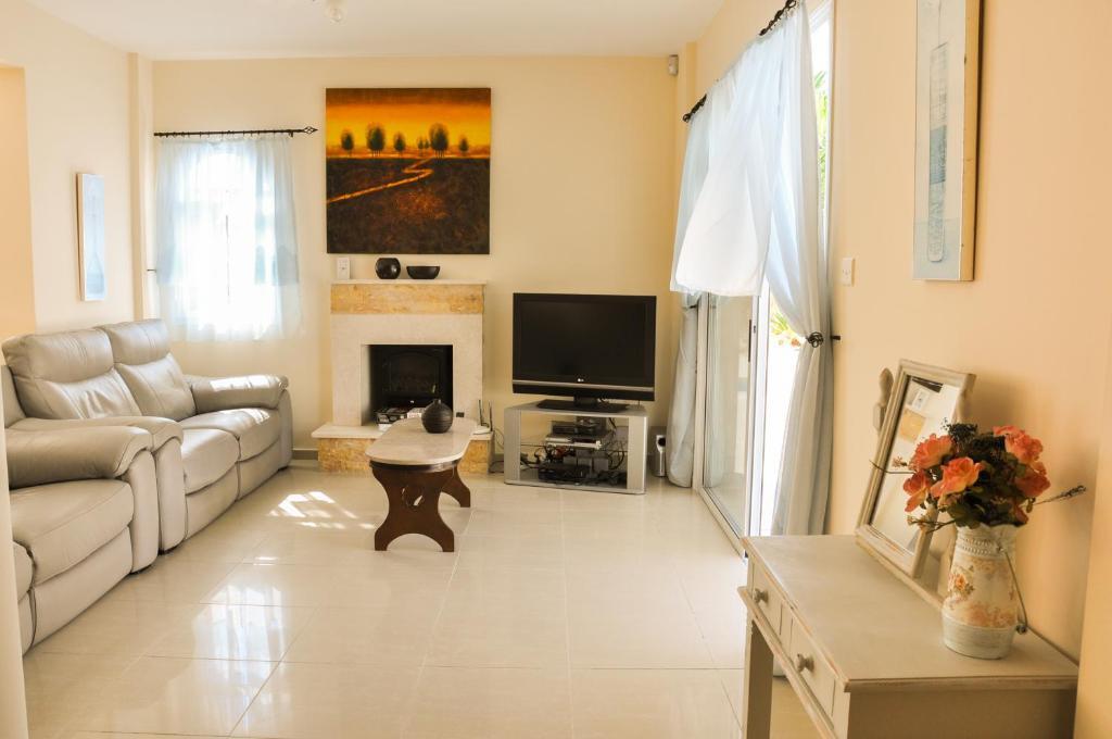 Пейя: Villa Olivia, Coral Bay