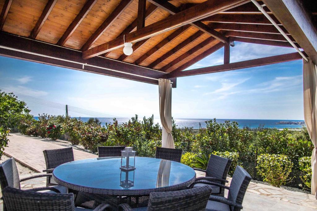 Пейя: Villa Olivia, Coral Bay