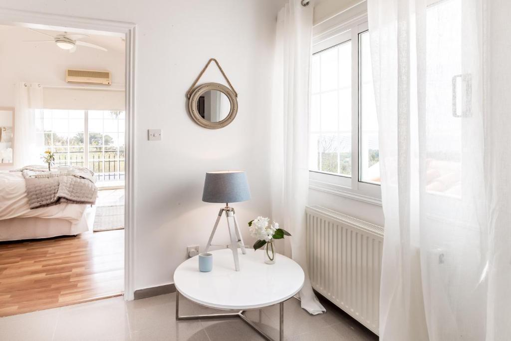 Пейя: Villa Olivia, Coral Bay